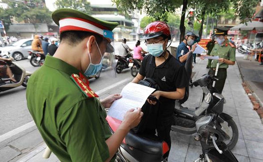 Hà Nội: Ngày 6 và 7/9, chưa xử phạt người chưa có giấy đi đường theo quy định mới