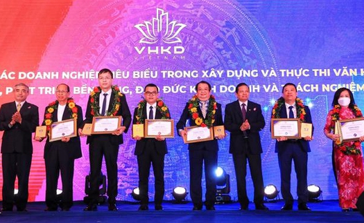 Bộ trưởng Bộ VH,TT&DL: Văn hóa và kinh tế có mối quan hệ không thể tách rời