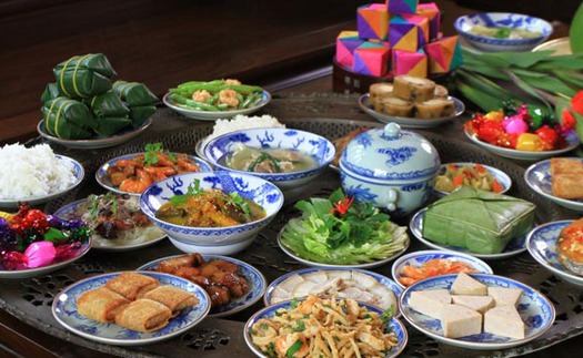 Những điều phải lưu ý khi chuẩn bị mâm cỗ cúng tất niên Tết Mậu Tuất