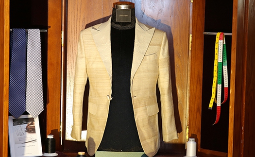 Giovanni ra mắt sản phẩm áo blazer bằng sợi tơ sen 'độc nhất vô nhị'