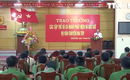 VIDEO: Quảng Bình thưởng nóng vụ bắt hơn 300kg ma tuý đá