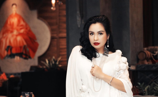 Diva Thanh Lam hát tặng những chiến sĩ thầm lặng nơi tuyến đầu chống dịch COVID-19