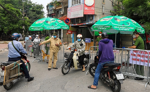 Hà Nội: Tháo dỡ 39 chốt kiểm soát dịch tại các tuyến đường ra, vào vùng đỏ