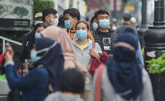 Indonesia tăng tốc tiêm chủng, cảnh báo nguy cơ bùng phát dịch vào cuối năm