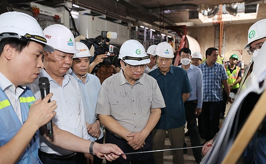 Thủ tướng Phạm Minh Chính kiểm tra tiến độ Dự án tuyến đường sắt đô thị đoạn Nhổn - Ga Hà Nội