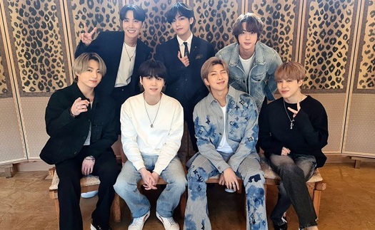 BTS dự kiến trở lại cuối tháng 5, K-pop đồng loạt lùi lịch?