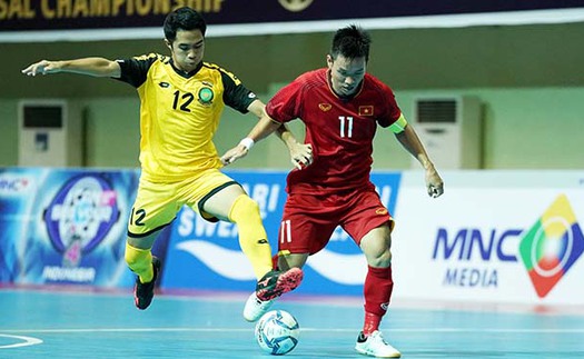 Tuyển futsal Việt Nam đại thắng trong ngày ra quân