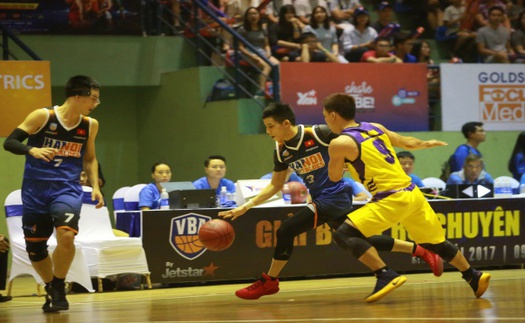 VBA 2017: Hanoi Buffaloes 65-60 Hochiminh City Wings: Chủ nhà lấy vé cuối vào VCK