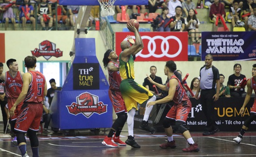 VBA 2018 Game 1, Thanglong Warriors 74-77 Cantho Catfish: ĐKVĐ gục ngã