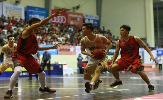 VBA 2017: Hanoi Buffaloes lại thua Thang Long Warriors ở derby