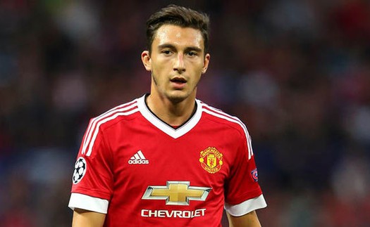 Matteo Darmian tiến bộ nhưng tại sao Man United vẫn cần thêm hậu vệ trái?