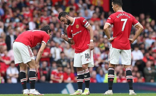 ĐIỂM NHẤN Leicester 4-2 MU: Maguire là vấn đề lớn nhất, tuyến giữa MU không lời giải