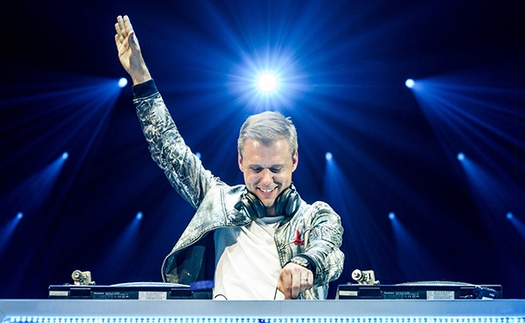 DJ số 1 thế giới Armin van Buuren sẽ quay trở lại Việt Nam