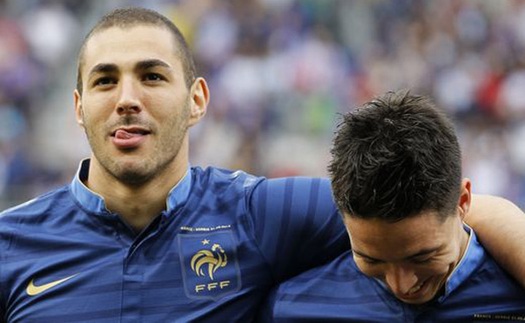 Nasri mắng HLV Deschamps 'ngu ngốc' vì không gọi Benzema vào tuyển Pháp