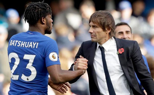 CẬP NHẬT tối 24/10: Cầu thủ Chelsea 'đâm lén' Conte. Balotelli: 'Thích Real nhưng đến Barca... cũng được'