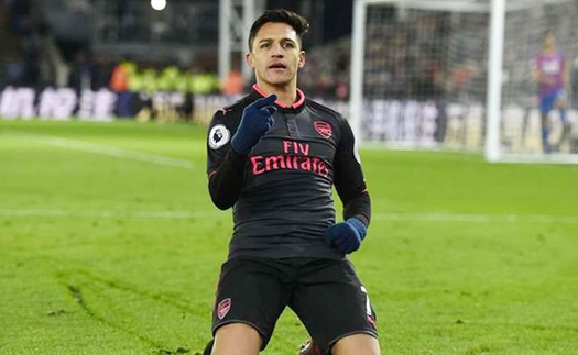 Lập cú đúp, giúp Arsenal áp sát Top 4, Sanchez vẫn bị CĐV mắng 'đá để đấu giá'