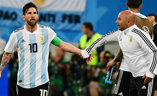 CẬP NHẬT sáng 30/6: Sampaoli lên tiếng vụ bị Messi chỉ đạo. Real tiếp tinh thần cho Ronaldo. Fellaini gia hạn với M.U