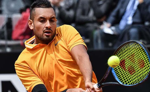 Kyrgios công khai chê bai Roland Garros dở tệ so với Wimbledon