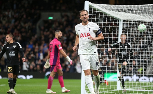 Giải khát bằng hat-trick, Harry Kane vẫn không nghĩ mình được vào sân