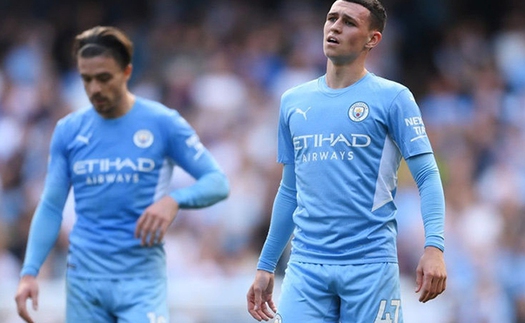 Man City: Foden và Grealish bị Guardiola trừng phạt vì tiệc tùng