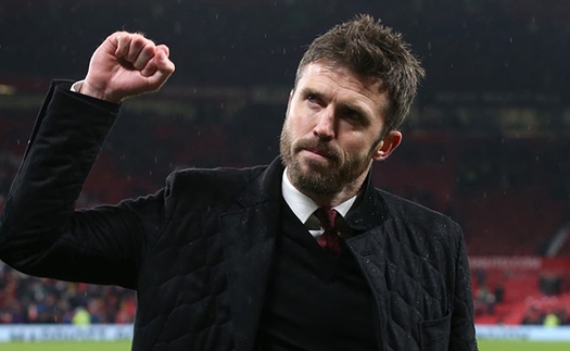 CĐV chia rẽ sâu sắc ngày Carrick rời MU