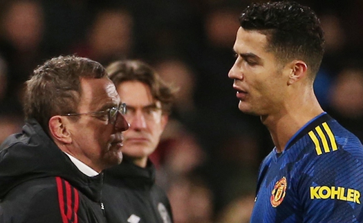 Rangnick nắn gân Ronaldo: ‘Không cầu thủ nào lớn hơn đội bóng’