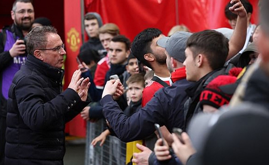 HLV Rangnick: 'Không dễ để ghi ba bàn vào lưới Atletico'