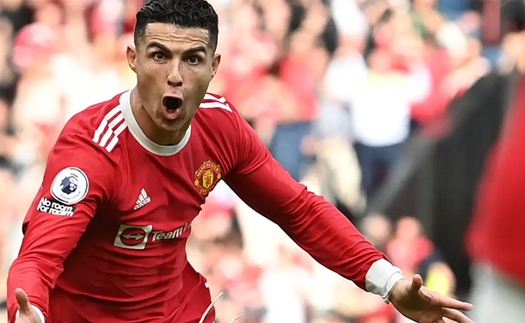 Bóng đá hôm nay 17/4: Ronaldo lập một loạt kỷ lục. Huyền thoại cảnh báo Liverpool về MU