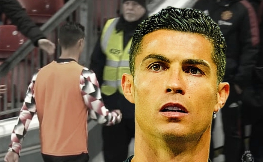 Tin MU 21/10: Ronaldo mất bao nhiêu tiền khi bị phạt? MU đón thêm viện binh