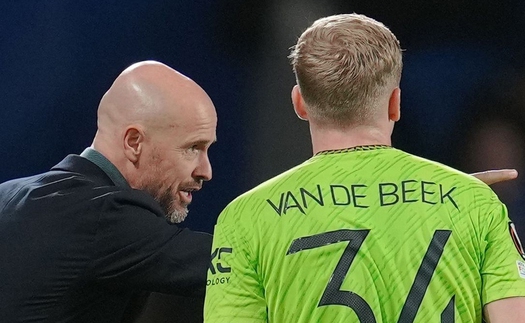 Tin MU 5/11: Ten Hag bênh vực Van de Beek, MU đạt thỏa thuận mua Cody Gakpo