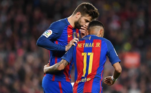 Gerard Pique thú nhận tự ý 'chốt' tương lai của Neymar sau một phút yếu lòng