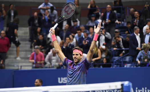 Federer: 'Tôi không có cơ hội vô địch năm nay. Tốt hơn hết là nên dừng lại'