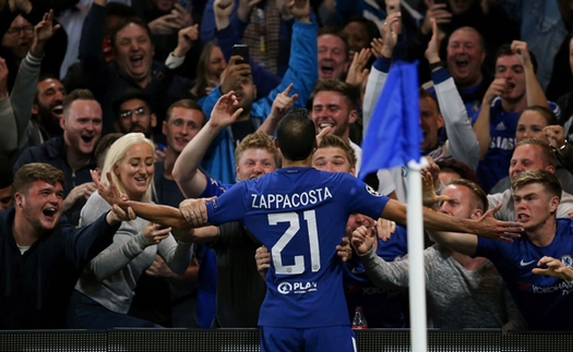 Zappacosta lập siêu phẩm, fan Chelsea lôi Diego Costa ra để ví von