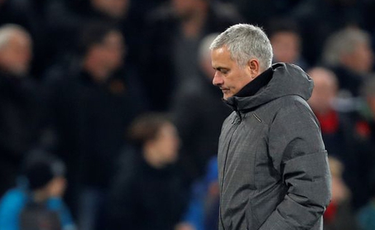 Mourinho sợ mất Fellaini, không lo thua kém Man City