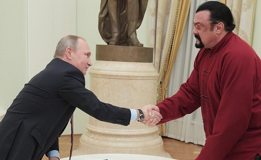 Có hộ chiếu Nga, sao võ thuật Steven Seagal bị Ukraine coi là phần tử nguy hiểm