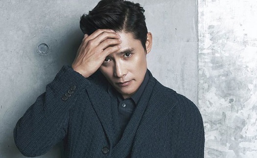 Lee Byung Hun sẽ làm nam chính trong phim dự kiến là ‘Hậu duệ mặt trời’ mới