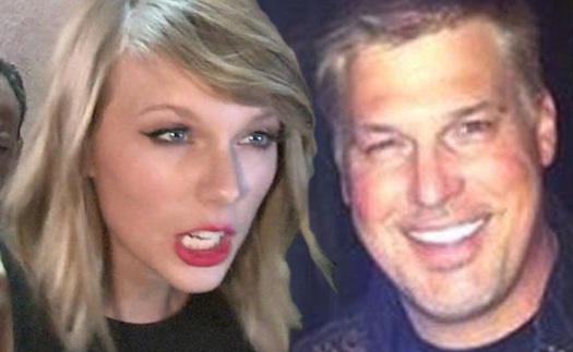 Taylor Swift khai tại tòa: ‘Đó chính xác là một cái bóp mông’