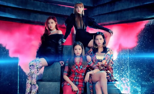 Black Pink trở lại với MV 'Ddu-du Ddu-du': 'Đừng cố uốn éo nữ tính nữa'