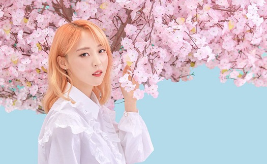 MoonByul của Mamamoo gửi lời chào thân ái, hé lộ dự án đặc biệt tại Việt Nam