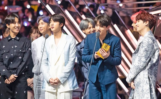 TRỰC TIẾP Giải MAMA 2018 tại Hong Kong: BTS khóc nức nở khi tiếp tục là 'độc cô cầu bại'