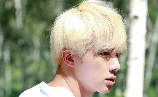 Jin BTS có khuôn mặt mà phẫu thuật thẩm mỹ cũng không thể đẹp hơn, theo chuyên gia