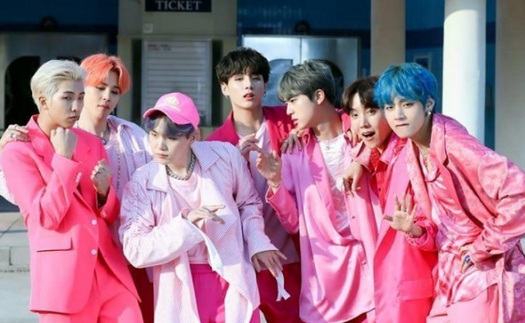 ‘Dynamite’ còn đang nóng hổi, ‘Boy With Luv’ của BTS đã lập kỷ lục mới