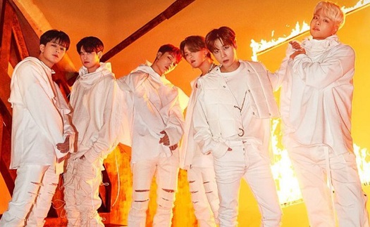 iKON ‘diss’ thẳng YG trên sóng, lộ tình trạng đáng buồn