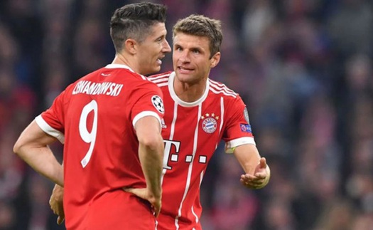 Bayern trả giá vì Thomas Muller 'chân gỗ' đến khó tin, cứ chạm bóng là hỏng