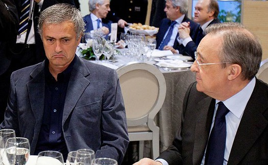 TIẾT LỘ: Mourinho mong bị M.U sa thải để trở lại Real Madrid