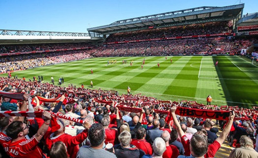 'Thánh đường' Anfield của Liverpool FC qua lăng kính người yêu bóng đá