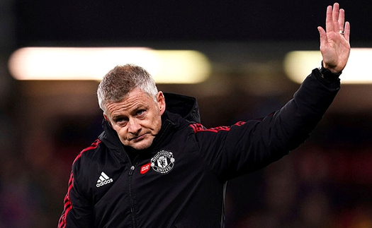 MU sa thải Ole Solskjaer, bổ nhiệm Carrick làm HLV tạm quyền