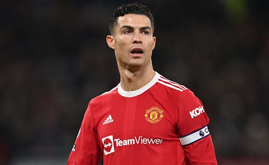 MU 0-1 Wolves: Ronaldo lần đầu đeo băng đội trưởng, Quỷ đỏ thua đau sân nhà