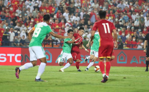 U23 Việt Nam 3-0 U23 Indonesia: Cánh chim lạ Lê Văn Đô