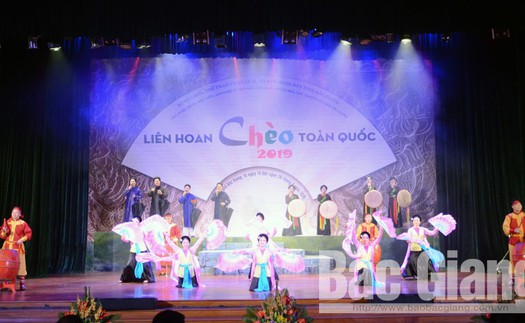 Bế mạc Liên hoan Chèo toàn quốc 2019: Đưa nghệ thuật truyền thống gần hơn với công chúng